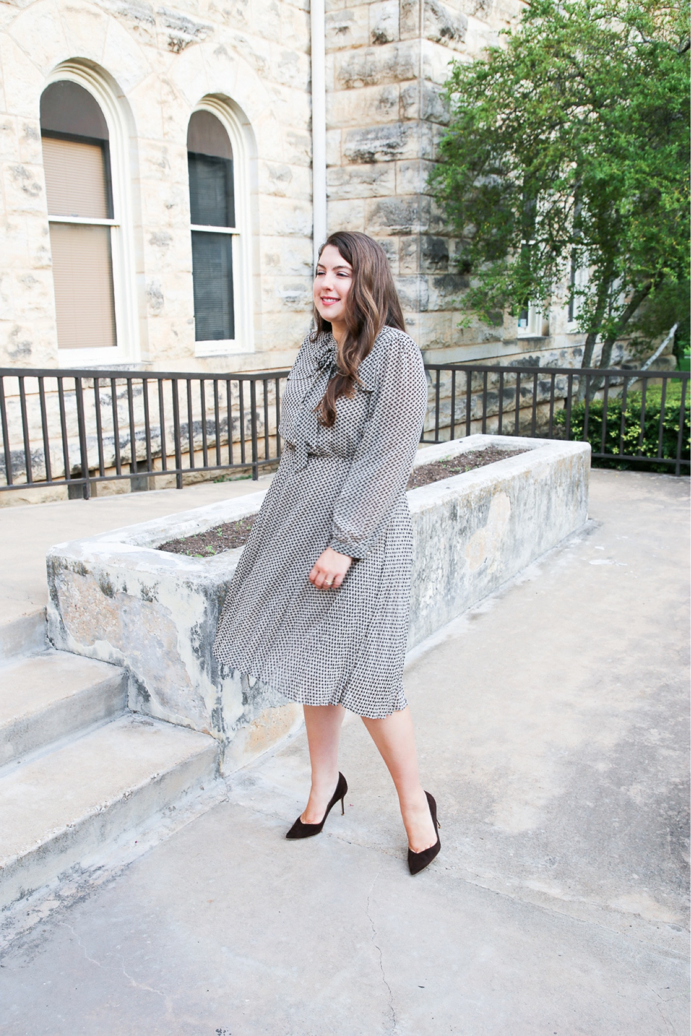 This dress is under $40 and you’ll be surprised where it’s from 

Business professional workwear and business casual workwear and office outfits 

#LTKunder50 #LTKstyletip #LTKworkwear