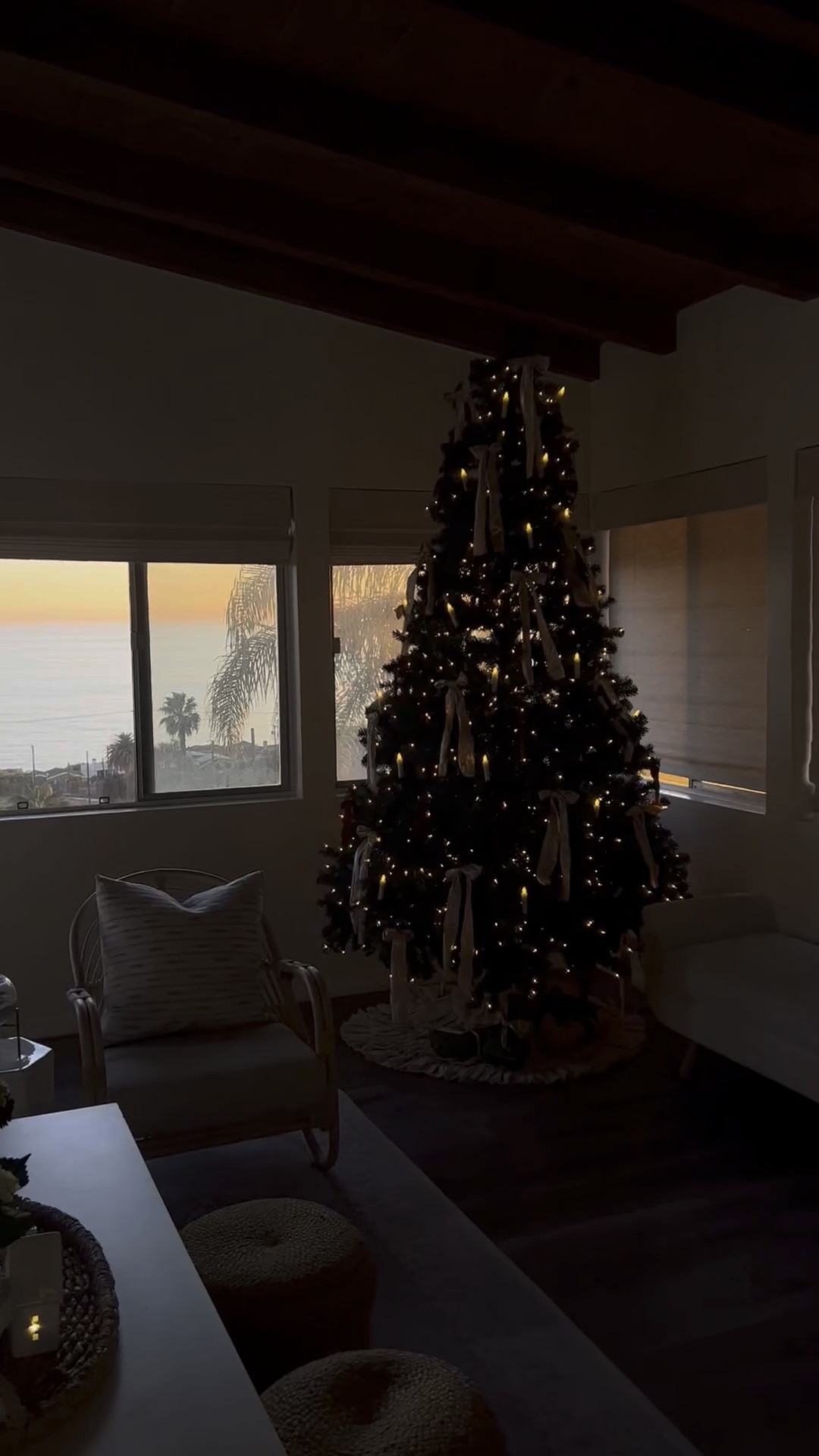 Must have Christmas decor!

Christmas mantle, Christmas tree, fireplace mantle, mantle decor, holiday mantle, amazon Christmas decor, Target Christmas decor, Christmas tree inspo, Christmas mantle inspo, Christmas home decor, Christmas trends 2023, holiday trends 2023, Christmas living room, Christmas gadgets, amazon Christmas gadgets

#LTKVideo #LTKHoliday #LTKSeasonal