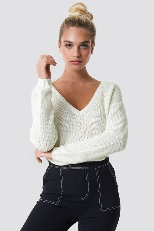 Deep Front V-neck Knitted Sweater Blanc | NA-KD FR