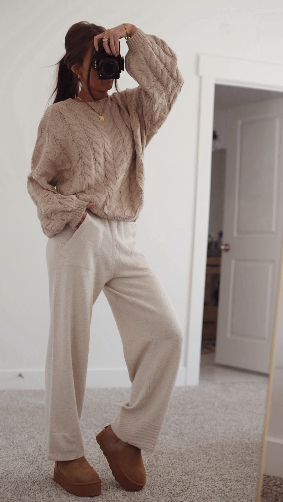 It NEVER fails me!! If idk what to wear I’m wearing some form of this #casualchic

#LTKFindsUnder50 #LTKgrwm #LTKootd