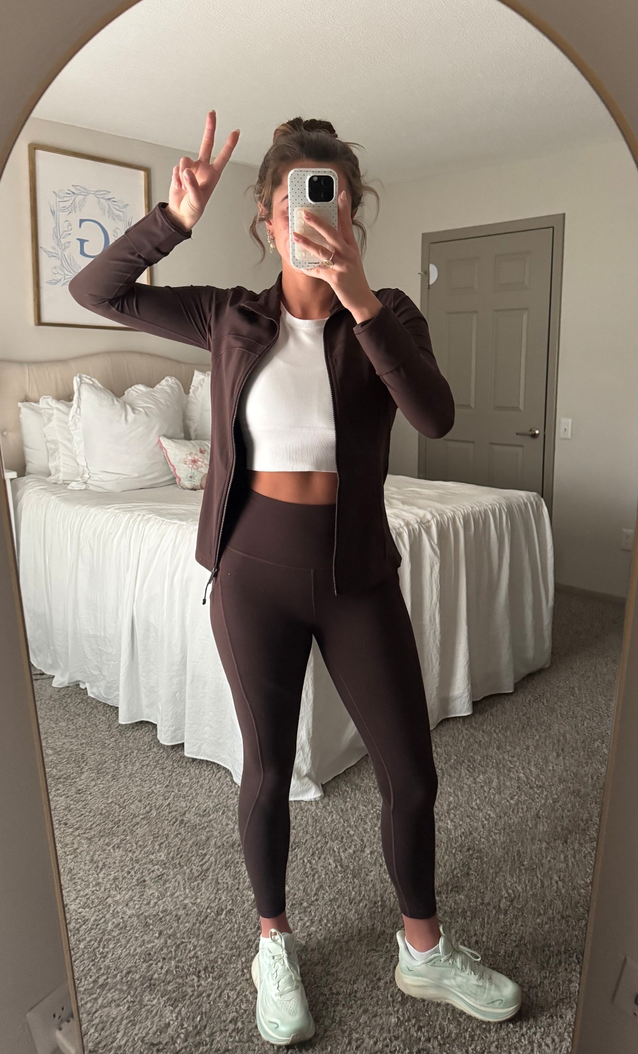FRIYAY!!! Lululemon set I will never stop wearing 

#LTKdayinmylife #LTKfitnessgoals #LTKootd