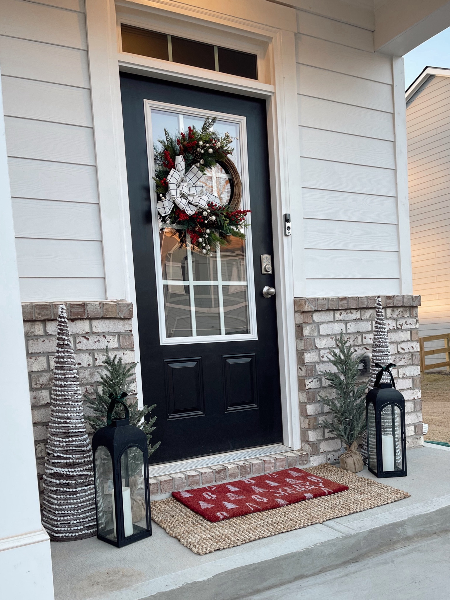 Christmas porch decor! 

#LTKHoliday #LTKSeasonal #LTKhome