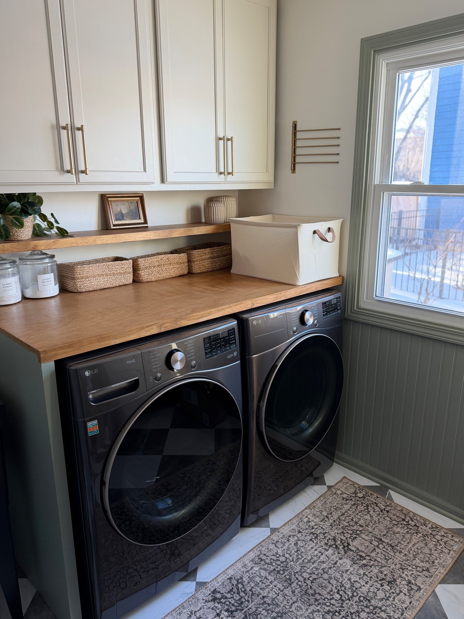 So incredibly happy you all have been enjoying my laundry room makeover as much as I have! 🫶🏻 Linking what I can here!

#LTKHome