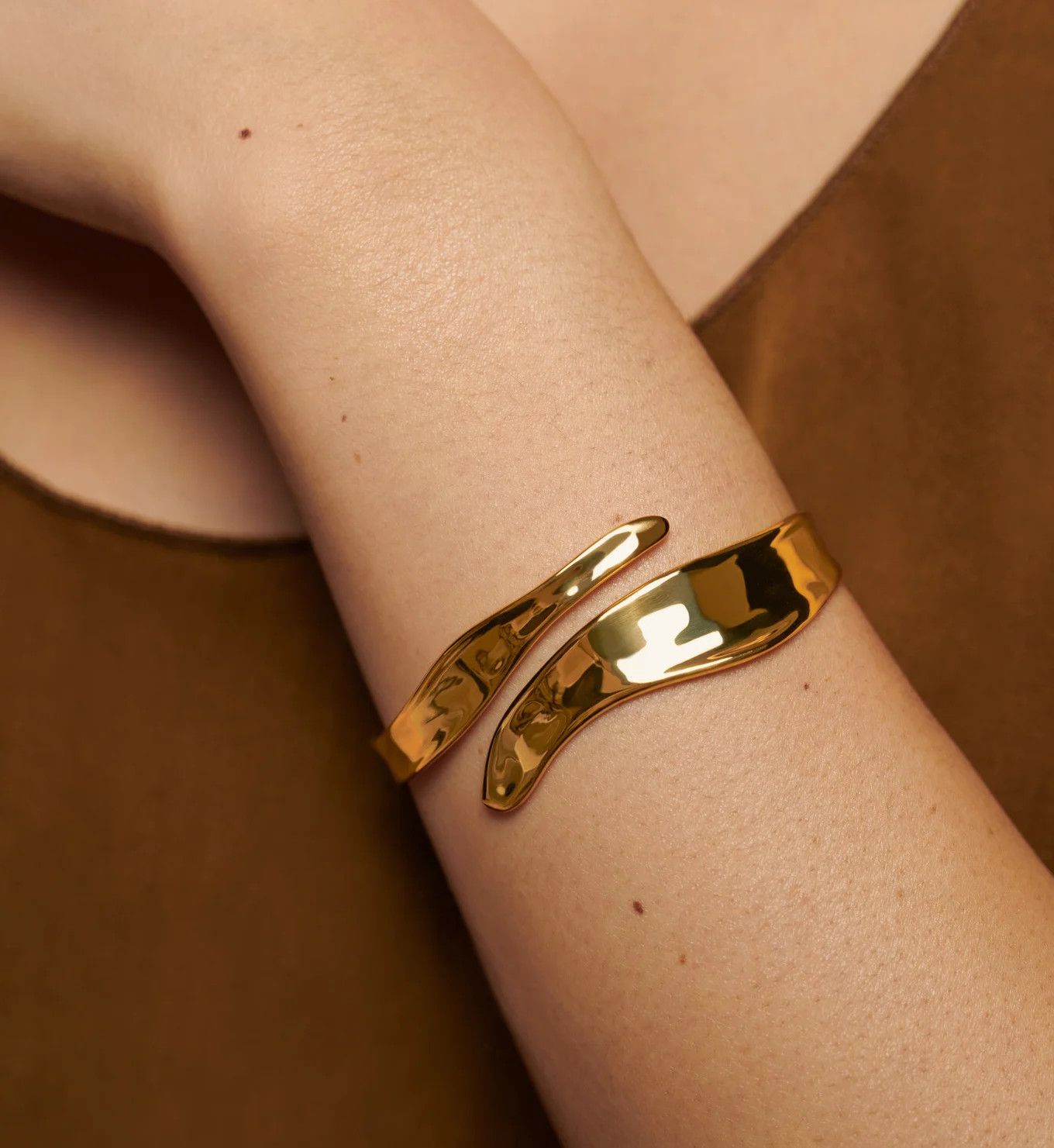Wave Wrap Cuff | Monica Vinader (Global)