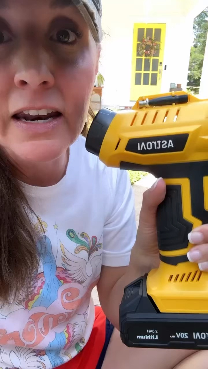 Love this cordless air compressor!



Amazon finds, amazon favorites, home essentials, home favorites, home improvement, air compressor 

#LTKHome