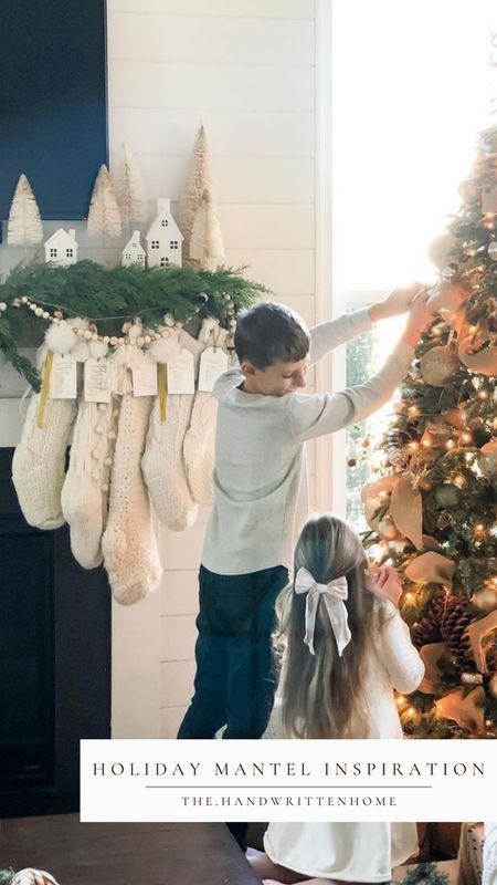 Knit stockings for Christmas mantle! Loved the sisal trees and knit stockings!

White and gold Christmas decor. Holiday stockings. White Christmas stockings. Knit Christmas stockings. White sisal trees. 


#LTKhome #LTKHoliday #LTKCyberweek