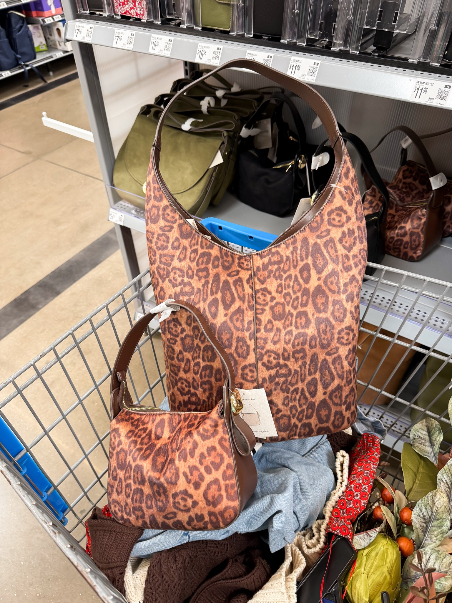 These purses are a must-have for fall!

#LTKdayinmylife #LTKgrwm #LTKootd
