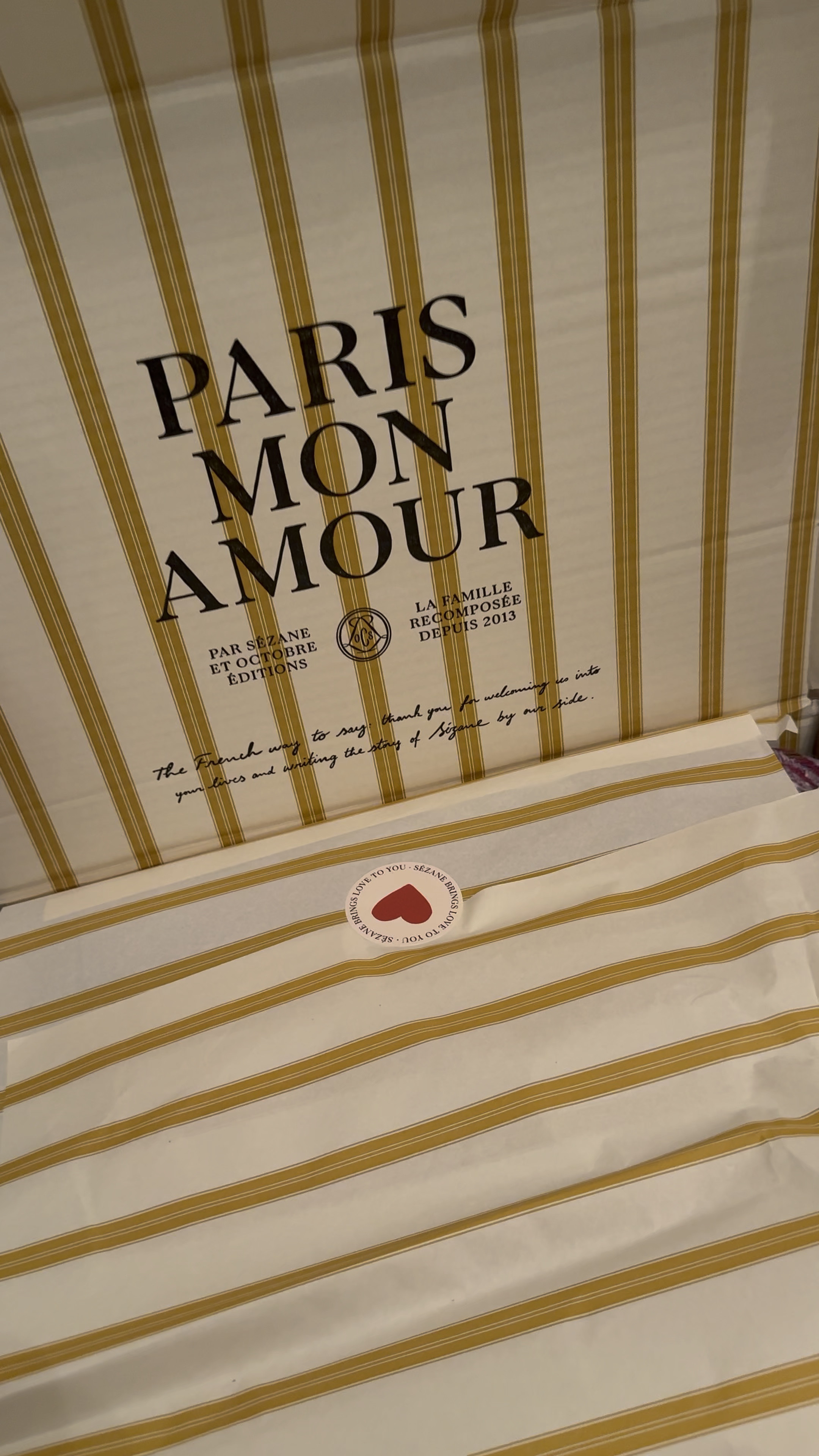 See what’s inside 💋 winter coat and lace bodysuit 