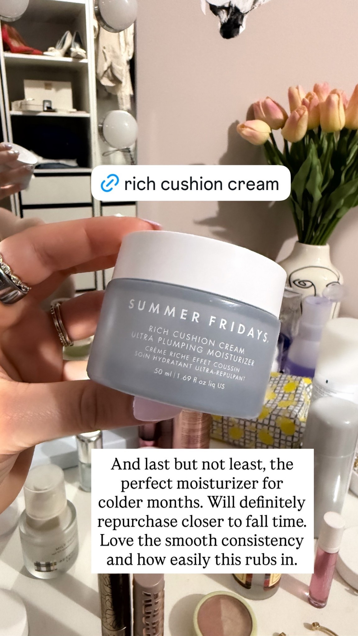 And last but not least, the perfect moisturizer for colder months. Will definitely repurchase closer to fall time. Love the smooth consistency and how easily this rubs in.