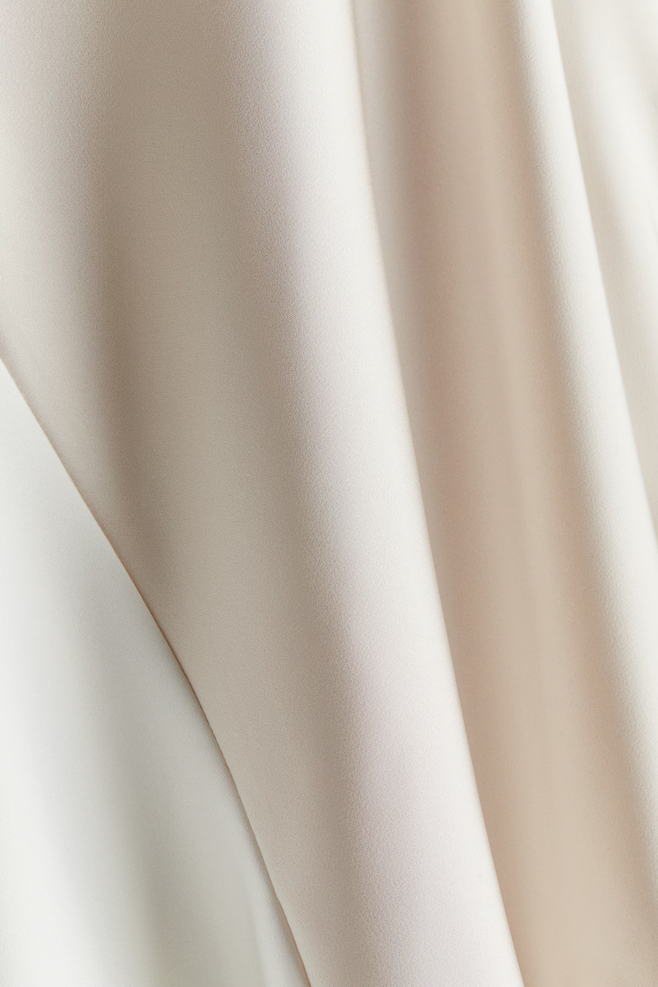 Satin kaftan dress - Pale yellow - Ladies | H&M GB | H&M (UK, MY, IN, SG, PH, TW, HK)