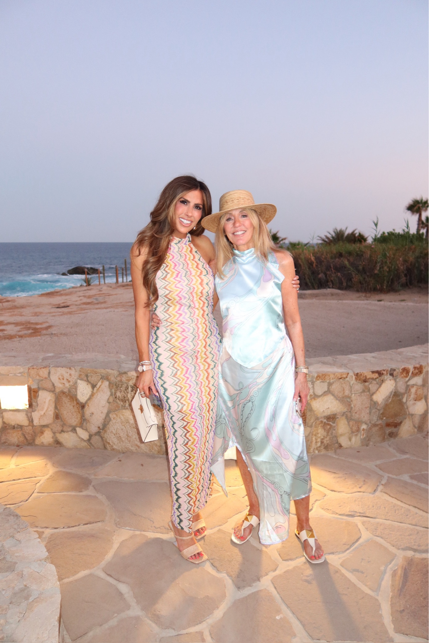 You all have been loving this dress and also Coco’s set!!! We’re both wearing a small! 

Steve Madden, Nordstrom fashion, Revolve finds, Amazon fashion, Amazon finds, Summer outfits, Summer dresses, Beach vacation, Vacation dresses, Gemme Beauty, Emily Gemma

#LTKootd #LTKSeasonal #LTKdayinmylife