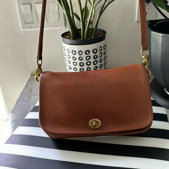 Vintage Coach Penny Pocket Purse Crossbody Bag | Poshmark