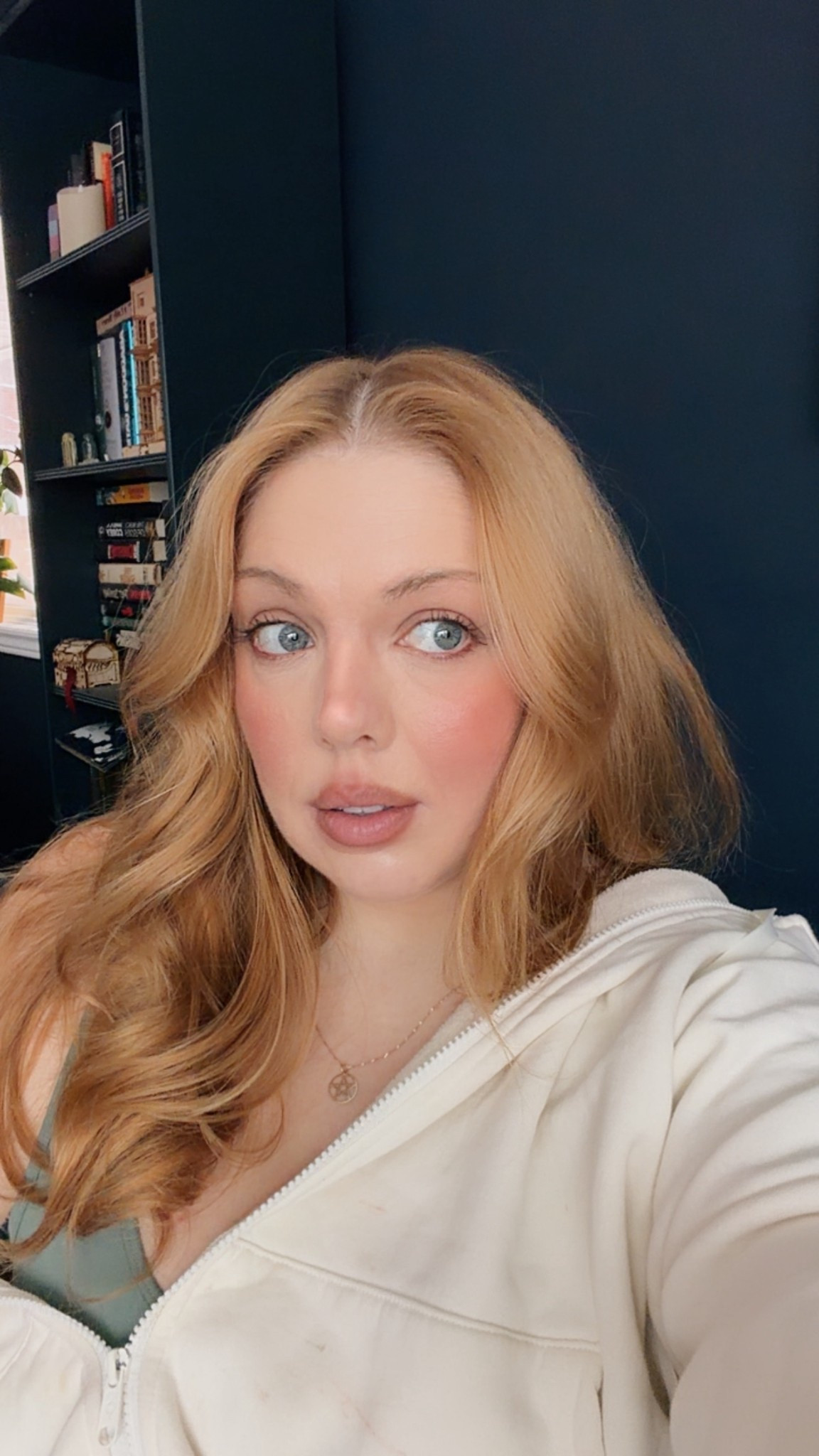 Current must have makeup products 🙂‍↕️♥️