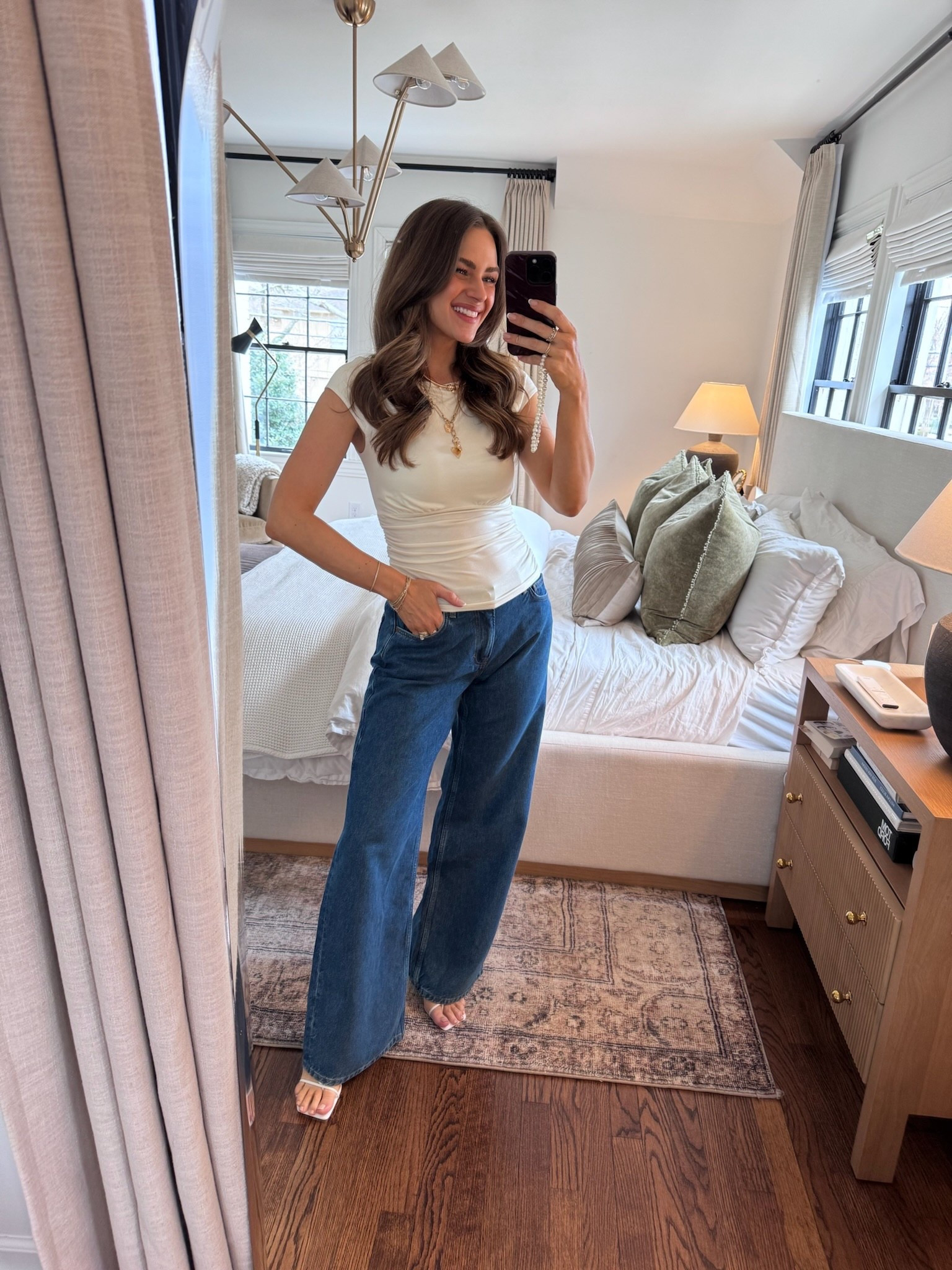 Use my code: ALOPROFILE20 for 20% off my whole outfit ✨


#LTKSpringSale #LTKSaleAlert