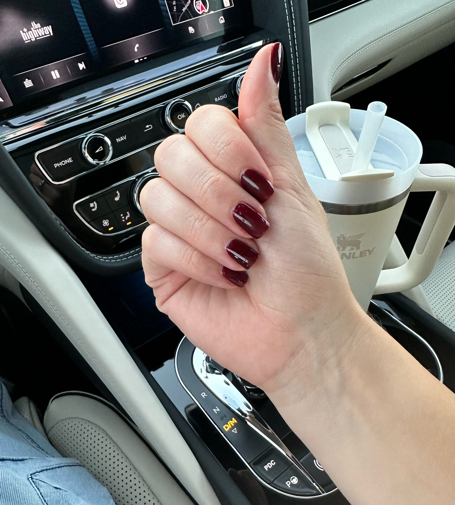 Fall manicure 💅🏻 🍁 

#LTKstyletip #LTKSeasonal #LTKbeauty