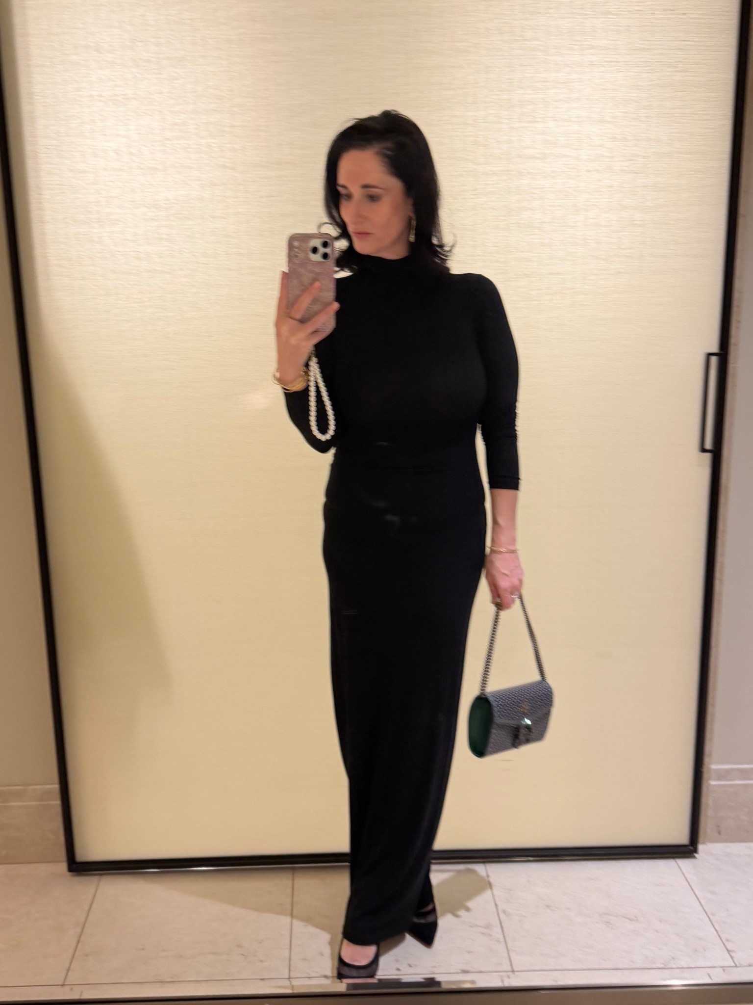 Chicago Friday night out ootd OOTN 
Black Skims Dress
Gucci Garden Bag from Florence, Italy
Loubitoin Heels
Glowy Make Up
Fluffy Blow Out
Sparkling jewels


#LTKBeauty #LTKootd #LTKOver40