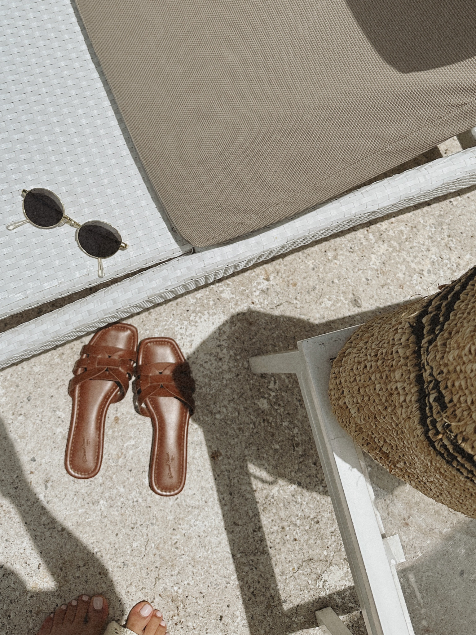 My current go-to sandals in this vacation! 
They are $20! Super cute and comfortable! 
Target, target style, target finds, sandals, summer sandals, summer style, vacation style

#LTKFindsUnder50 #LTKShoeCrush #LTKFindsUnder100