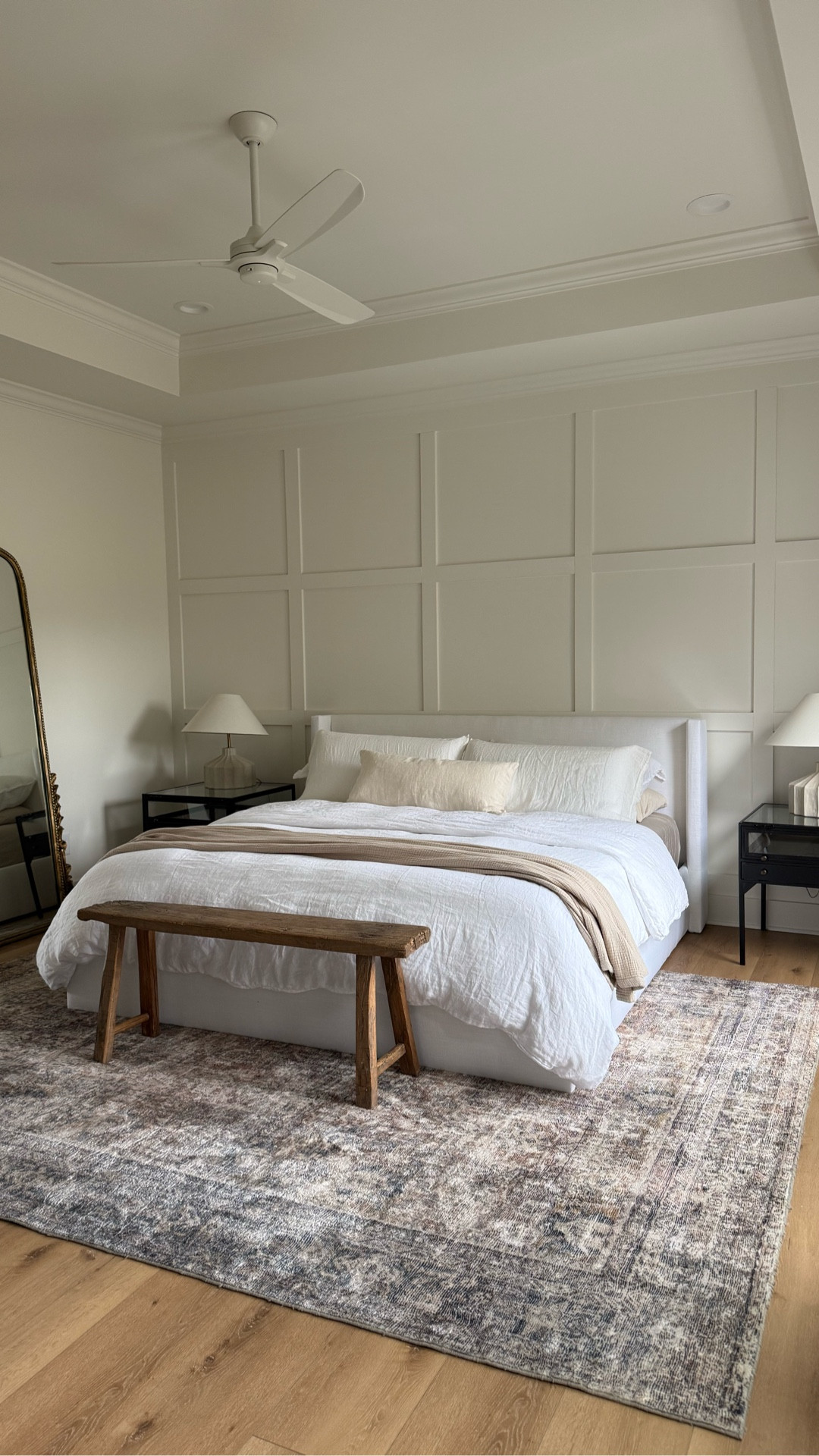 I love this new upholstered bed! It’s 100% linen! 
