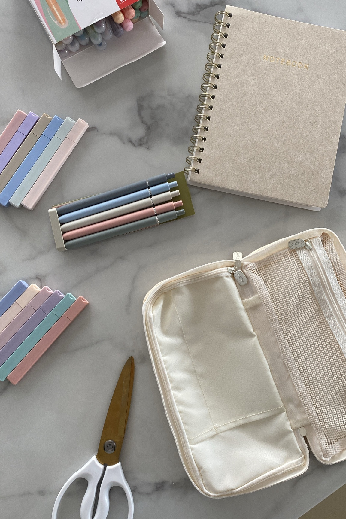 Back to school, but make is aesthetic 🤍 

#LTKhome #LTKfindsunder50 #LTKfamily