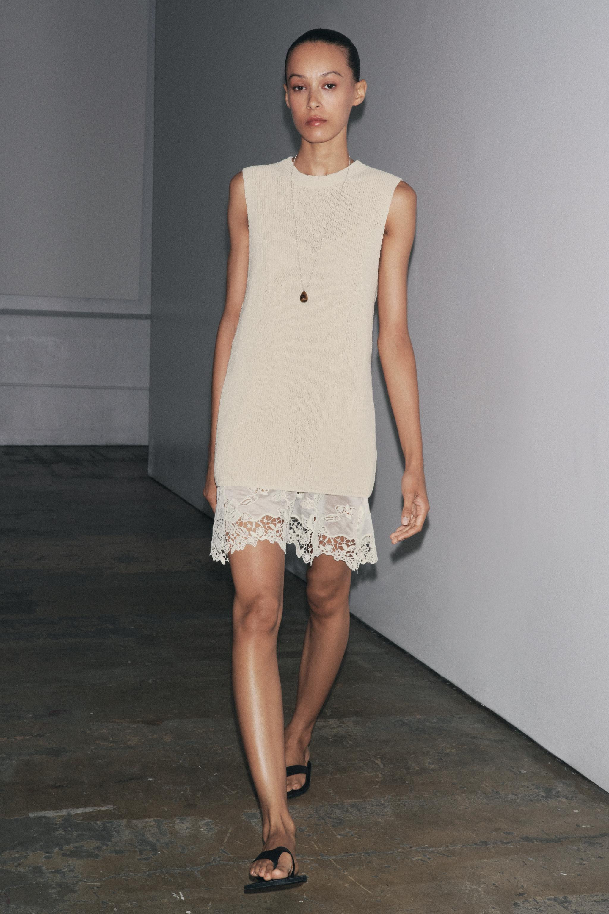 CONTRAST KNIT DRESS | Zara UK