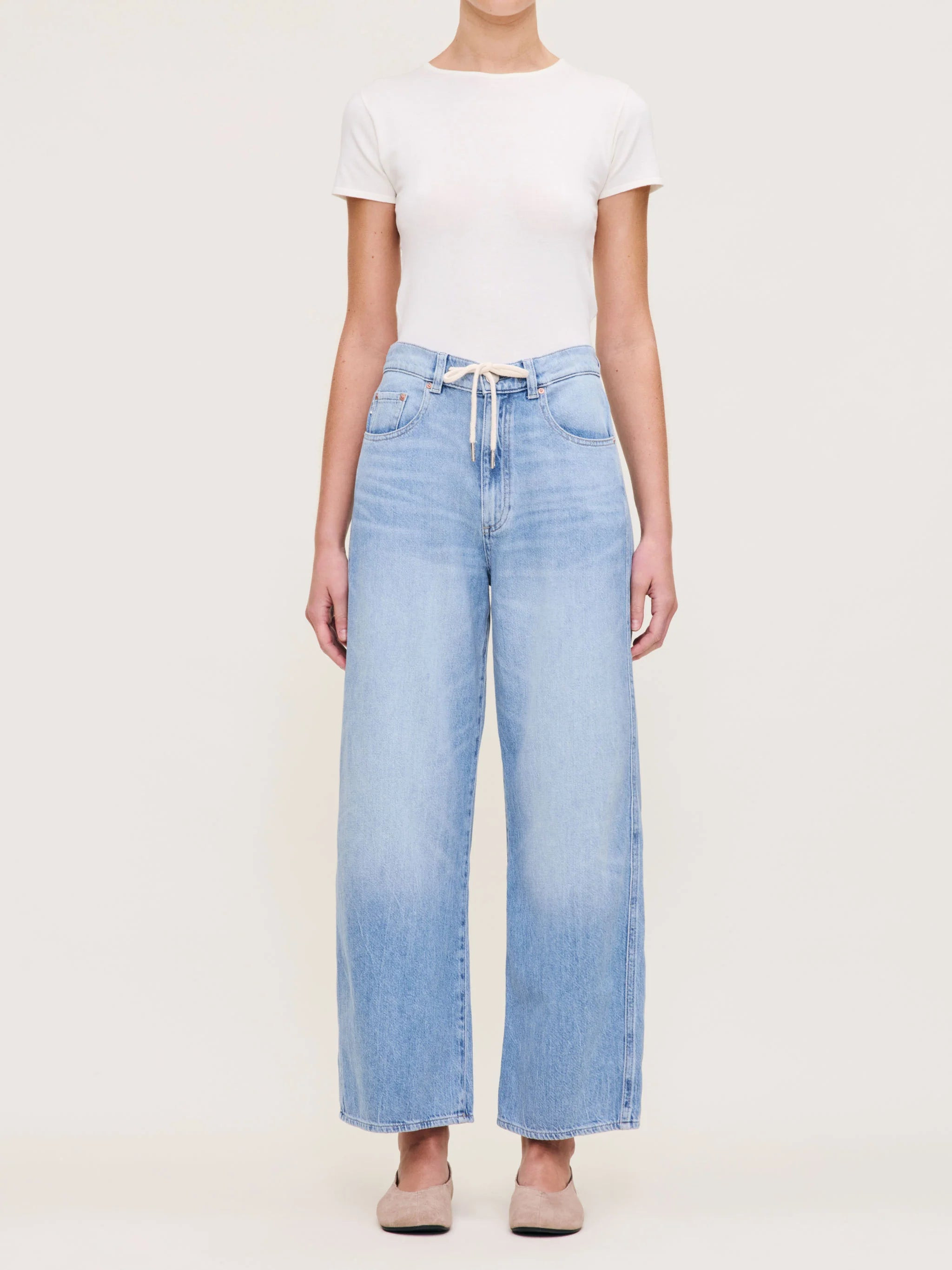 Taylor Relaxed Barrel Jean 26 | Strand the Boutique