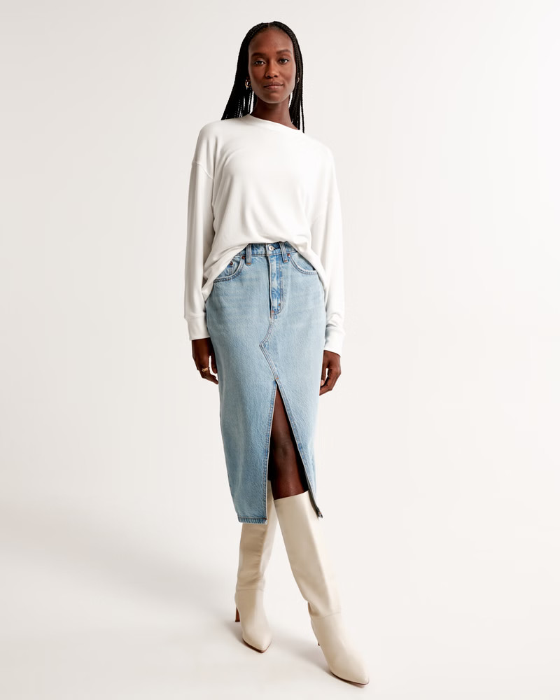 Women's Long-Sleeve Oversized Cozy Cloud Knit Crew Tee | Women's Tops | Abercrombie.com | Abercrombie & Fitch (US)