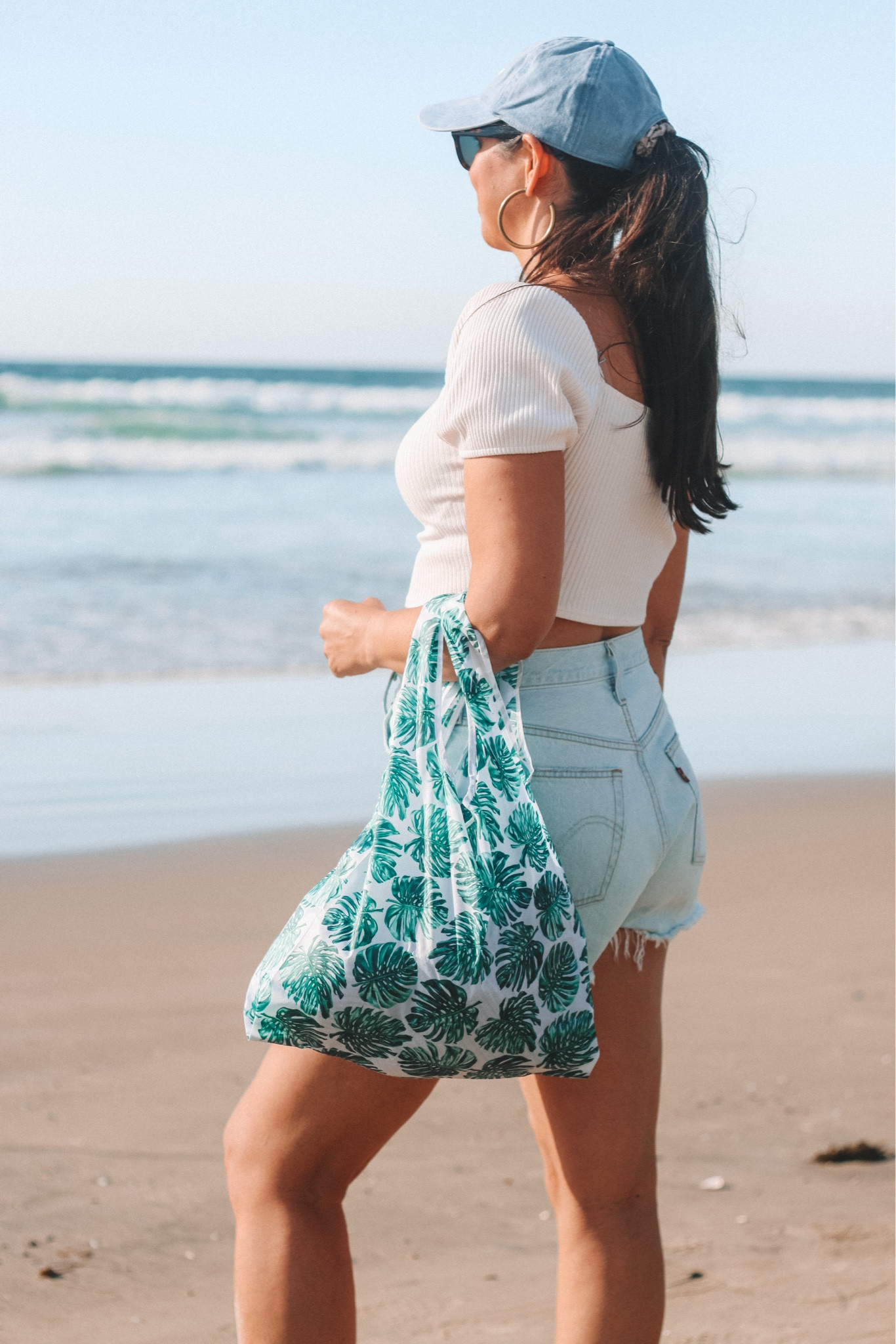 Get the Beachly Spring Box for only $69 with the code EMMILY30 
#springstyle #beachstyle #beachbag #beachlybox 
#LTKSpringSale 





#LTKswim #LTKSeasonal #LTKtravel