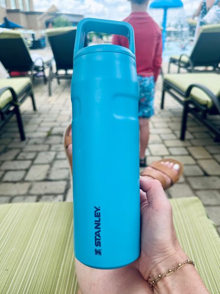
Been absolutely loving this Stanley Iceflow Aerolight Bottle….and how fitting that this pretty color is called “Pool” 😜! Keeps my water cold for up to 10hrs, ice stays in there for TWO days and I have no worries about spills when it comes to throwing it in my pool bag! It is so lightweight and would be perfect carry water bottle for walks or hikes! So many pretty colors to pick from in this one!! 



#LTKTravel #LTKFamily #LTKGiftGuide