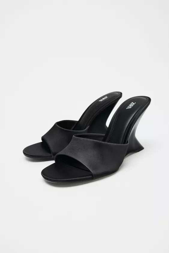 ASYMMETRIC WEDGE SANDALS | Zara UK