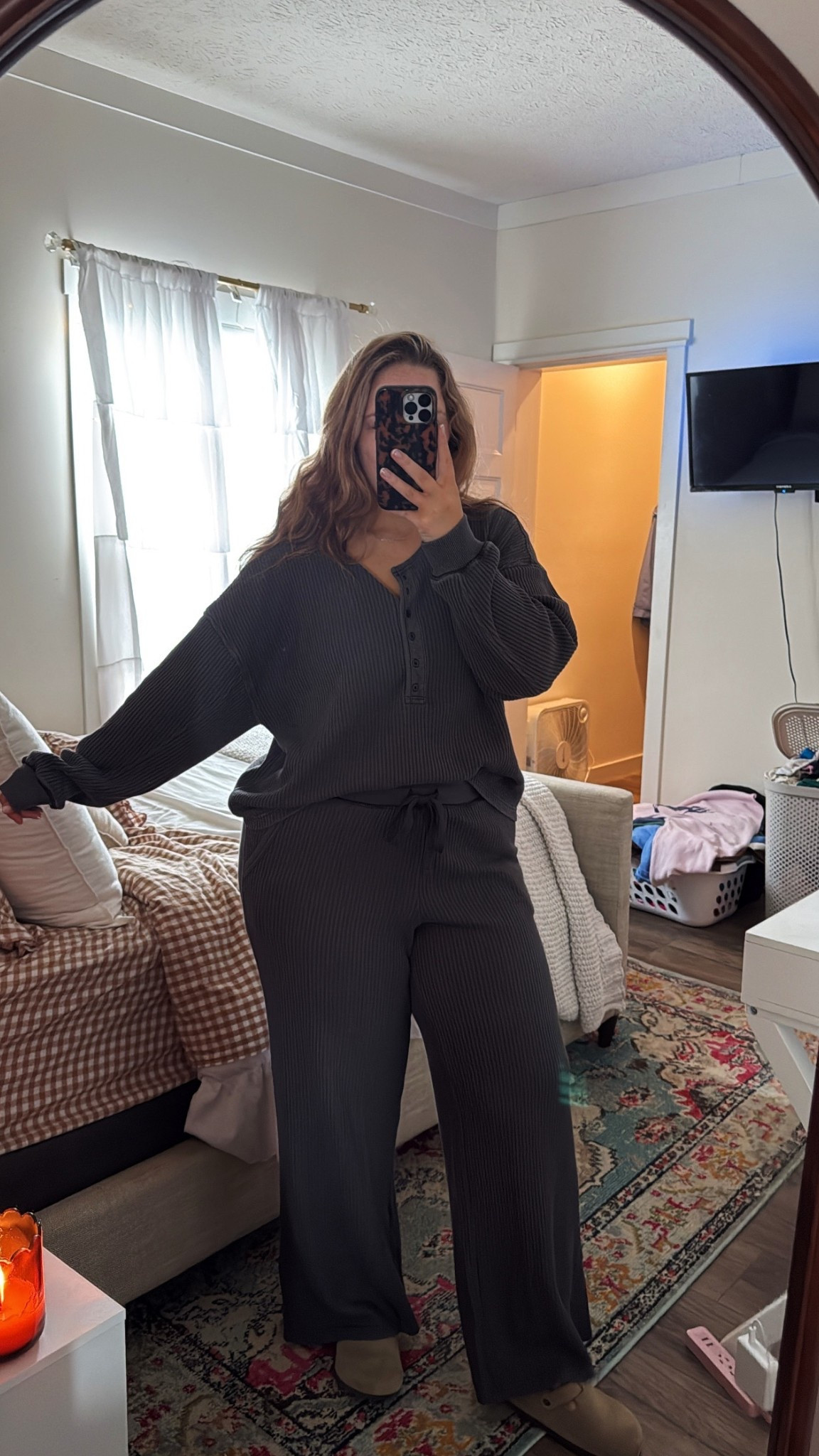 LOVEE THIS SET!!🖤
*THIS COLOR NO LONGER AVAILABLE:((
SHOP SIMILAR LINKED🖤

wearing size L

#LTKStyleTip #LTKMidsize
