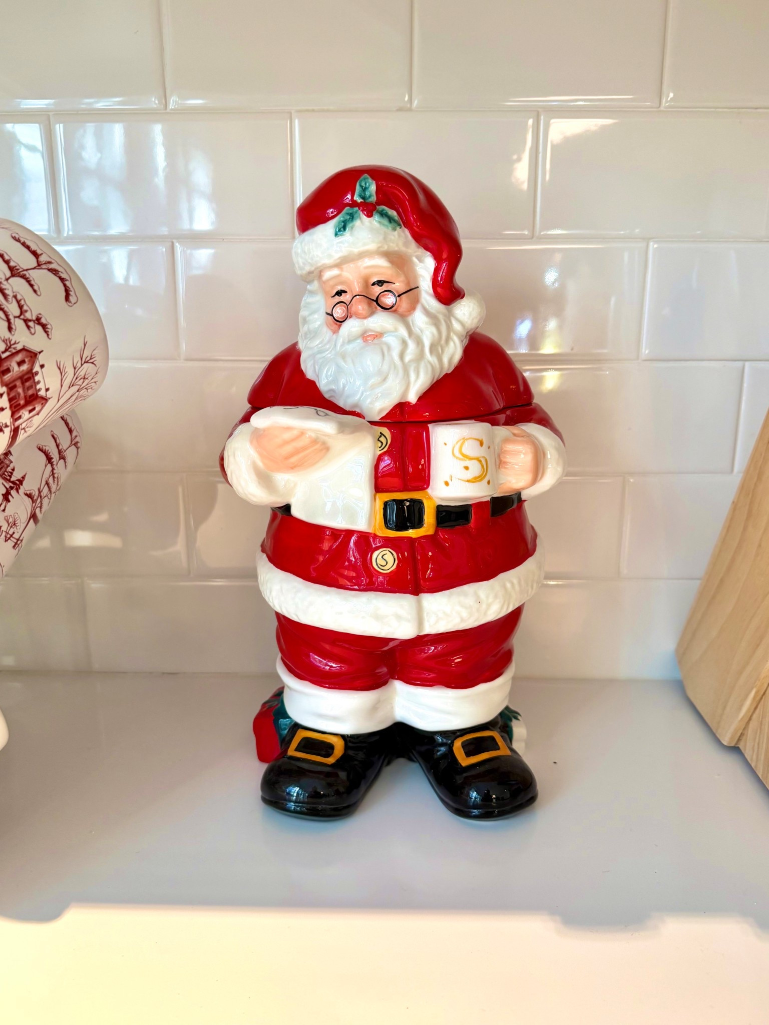 Santa cookie jar - so cute for the holidays. I love him 🎅🏻🎅🏻🎅🏻

#LTKHoliday #LTKHome #LTKFamily