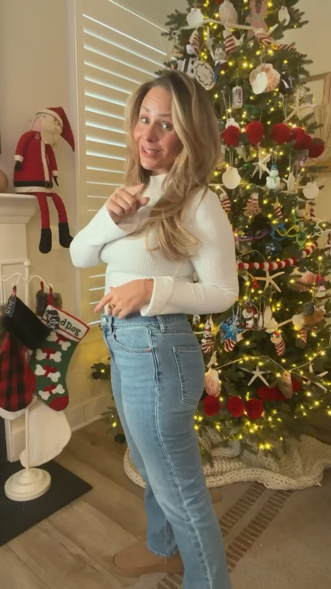 My most viral pair of jeans and for good reason  

#LTKHoliday #LTKFindsUnder100 #LTKPetite