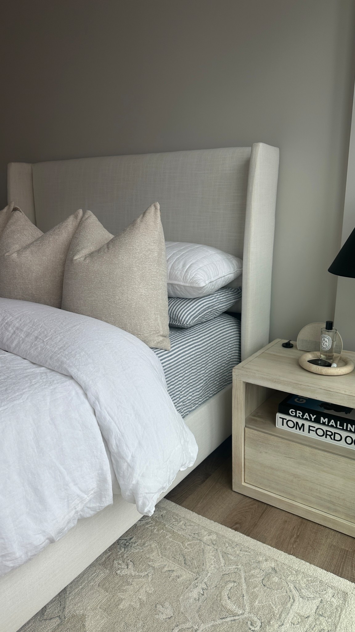 how cute are these blue striped sheets!! 

#LTKHome #LTKGiftGuide #LTKSummerEdit