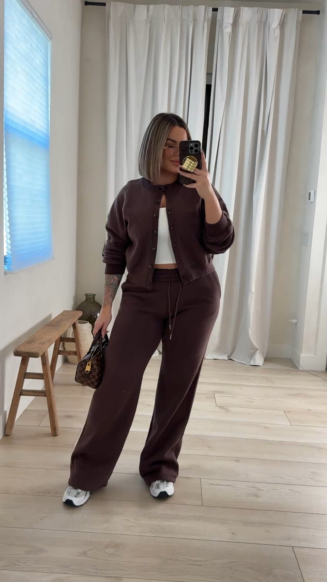 Size M cardigan 
Size L long pants but could have done reg length they are king on me had to fold waist. 
I also have the barrel ones linked in a L as well
#abercrombie