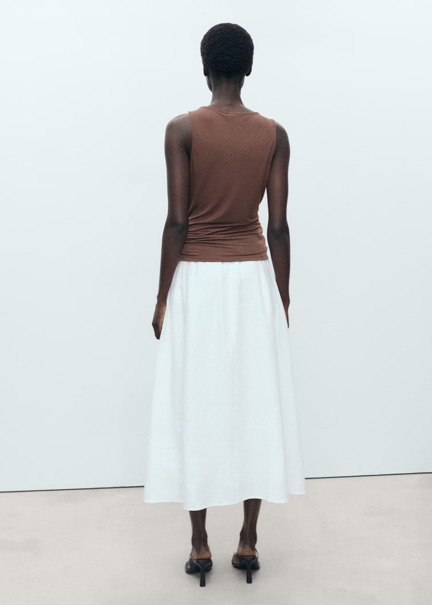 Fitted top with metallic detail - Women | MANGO United Kingdom | MANGO (UK)