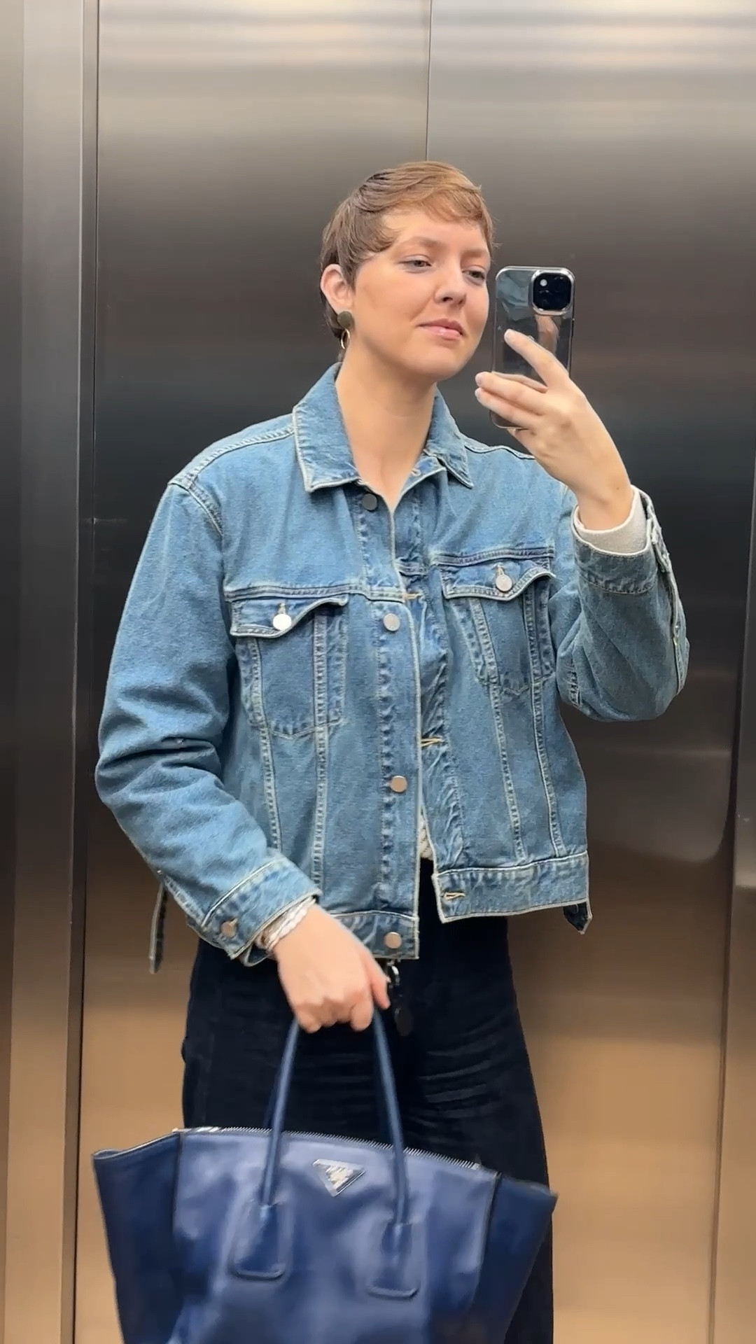 Denim on Denim Action at the Office 🔷 Save 15% at Armedangels Witsch Code SUSTYLERY_15 

#denim #jeans 

#LTKdeutschland #LTKworkwear #LTKeurope