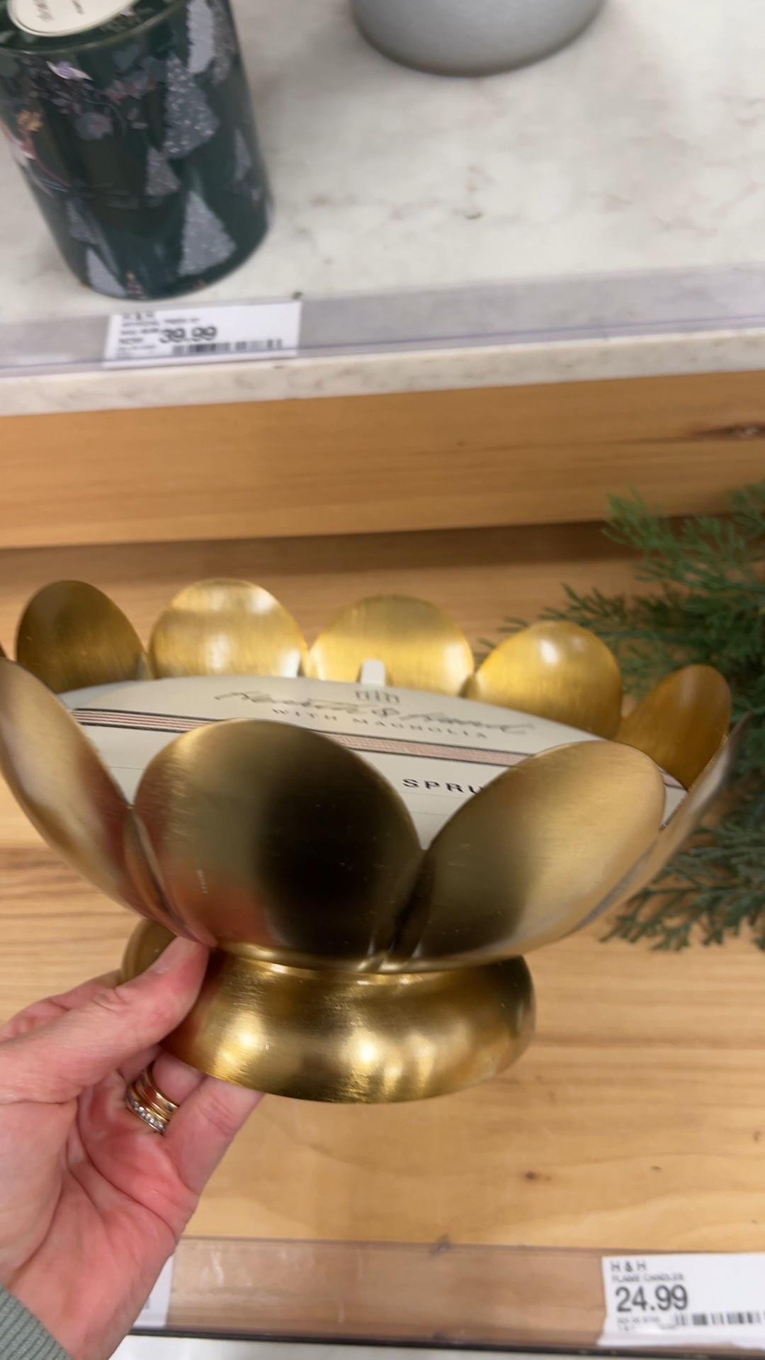 Obsessed with this little pop of brass! The scalloped detail makes it feel so unique and it totally elevates your shelf game.
brass decor, vintage brass, entryway decor, holiday vibes, christmas aesthetic, golden accents, interior styling, tabletop decor

#LTKFindsUnder50 #LTKHome #LTKSeasonal
