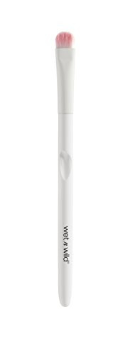 wet n wild Small Eyeshadow Brush, 1 Count | Amazon (US)