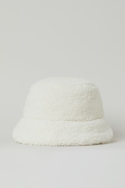Bucket hat | H&M (UK, MY, IN, SG, PH, TW, HK)