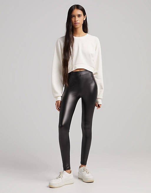 Bershka – Schwarze Leggings aus Kunstleder | ASOS (Global)