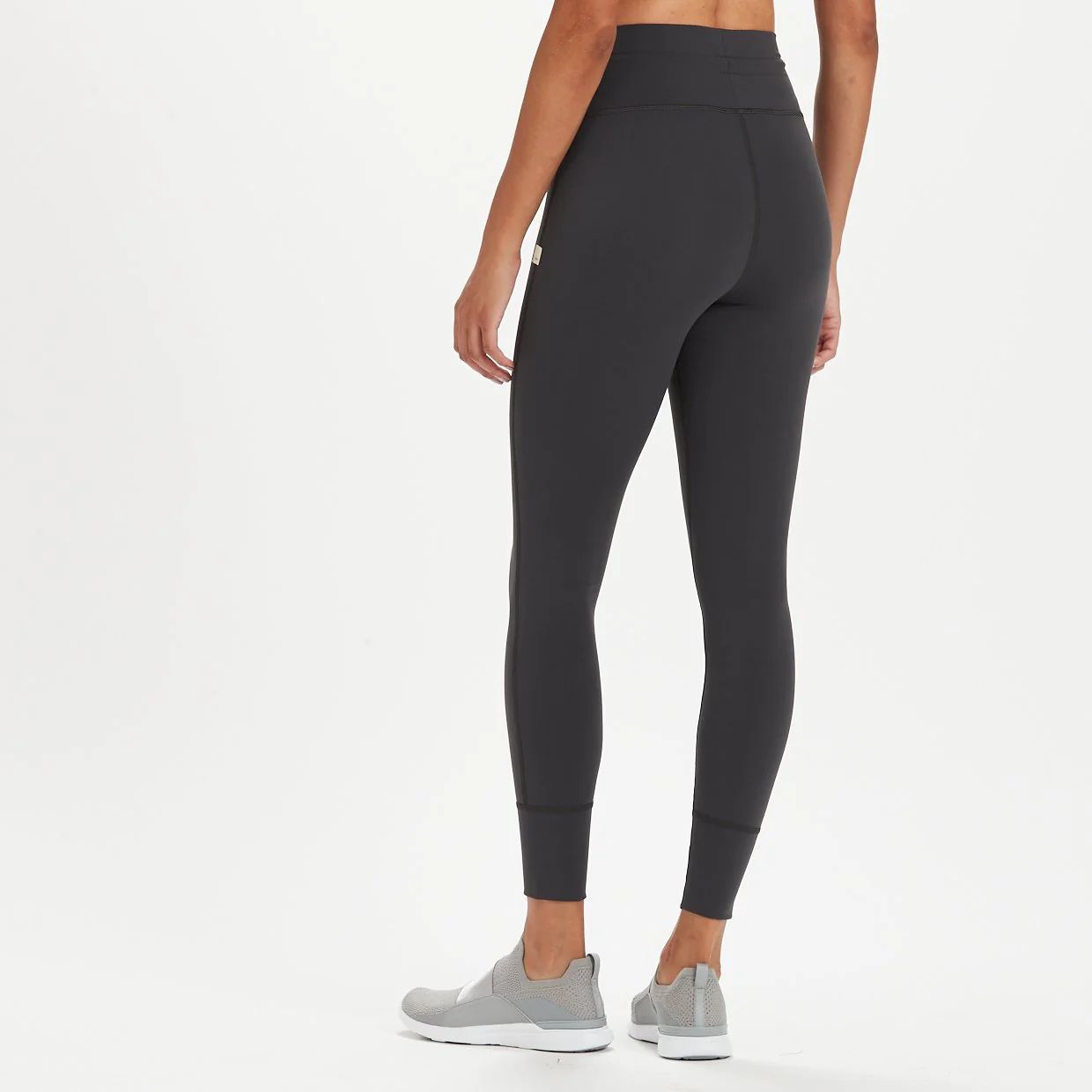 Vuori Daily Legging | Charcoal | Large | Vuori Clothing