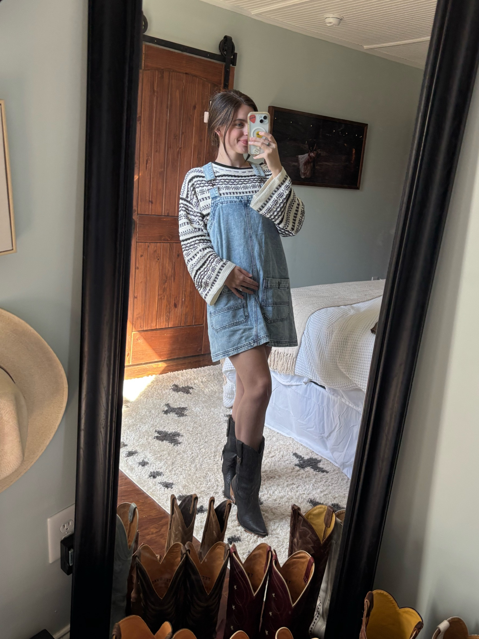 Maternity fall fit! Obsessed with anything comfy and oversized right now!

#LTKStyleTip #LTKSeasonal #LTKBump