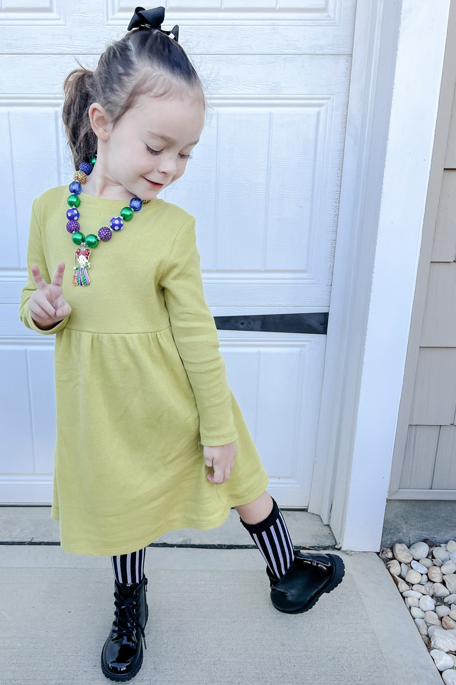 Another #halloweenoutfit on my fav #toddlergirl

#LTKbaby #LTKHalloween #LTKkids