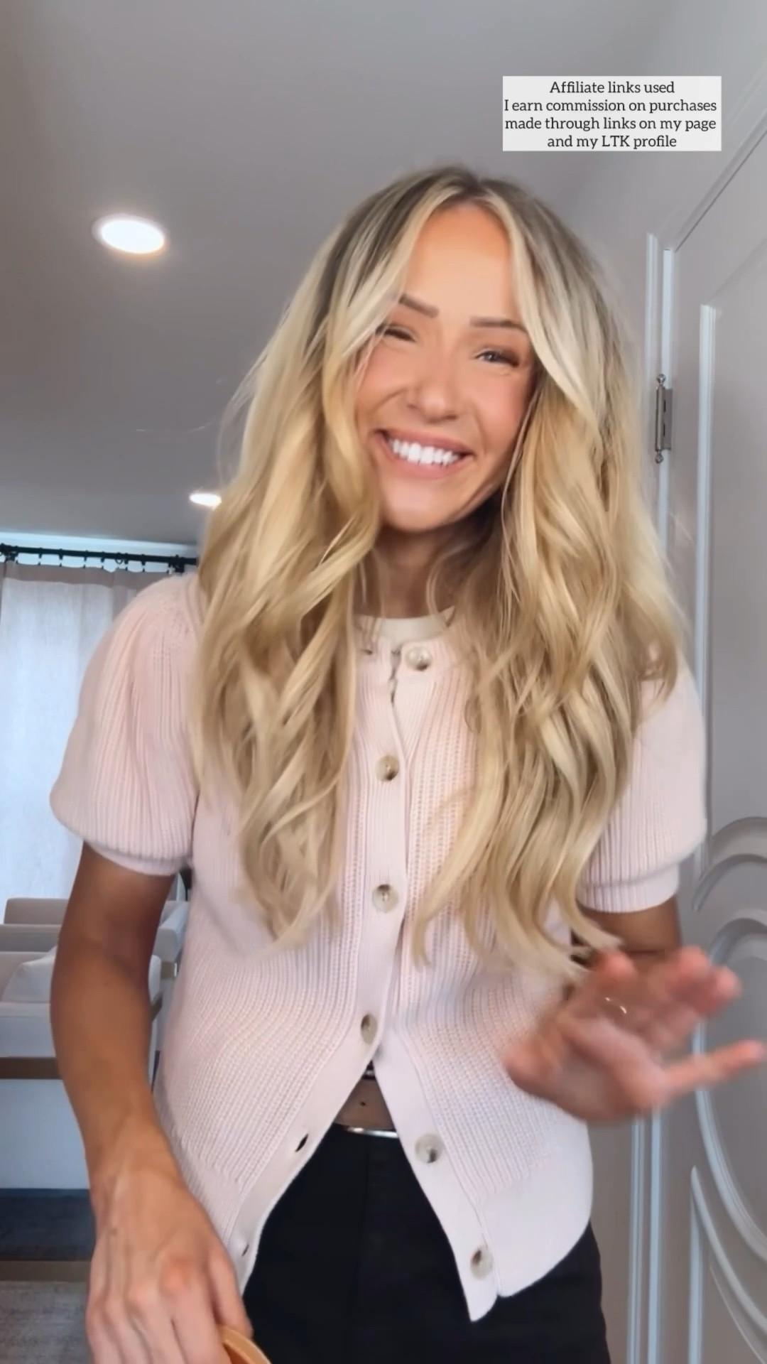 Spring transition outfit with boots

Pink sweater
Zara jeans
Chocolate brown jeans
Casual Valentine’s Day outfit 

#LTKValentine