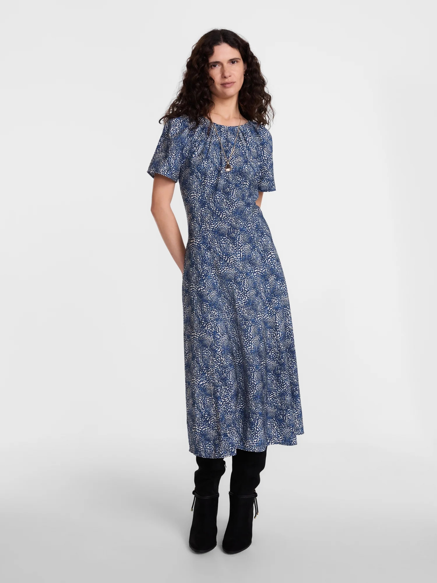 Scenario Women's and Women's Plus Puff Sleeve Seamed Dress, Sizes XS-4X | Walmart (US)