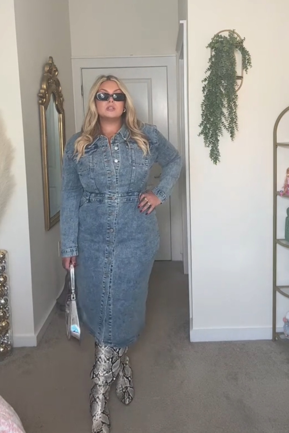 Those shoes I’m wearing are horrible and I can’t link them anyway, so I found other wide-calf snake skin boots for y’all 😊❤️  

#LTKplussize #LTKsalealert #LTKstyletip