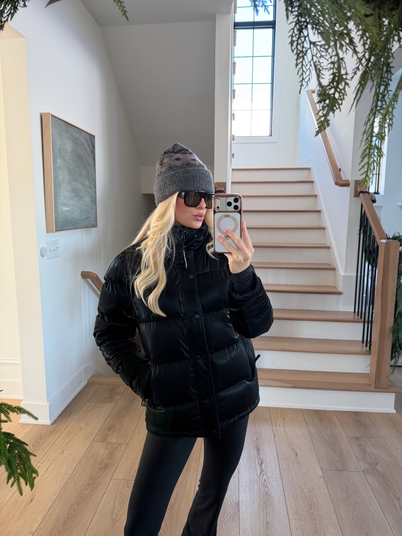 Size 4 in leggings, small in coat. #kathleenpost

Winter outfit, winter weather look, cold weather outfit, winter coat inspo, errands outfit



#LTKootd #LTKdayinmylife #LTKSeasonal