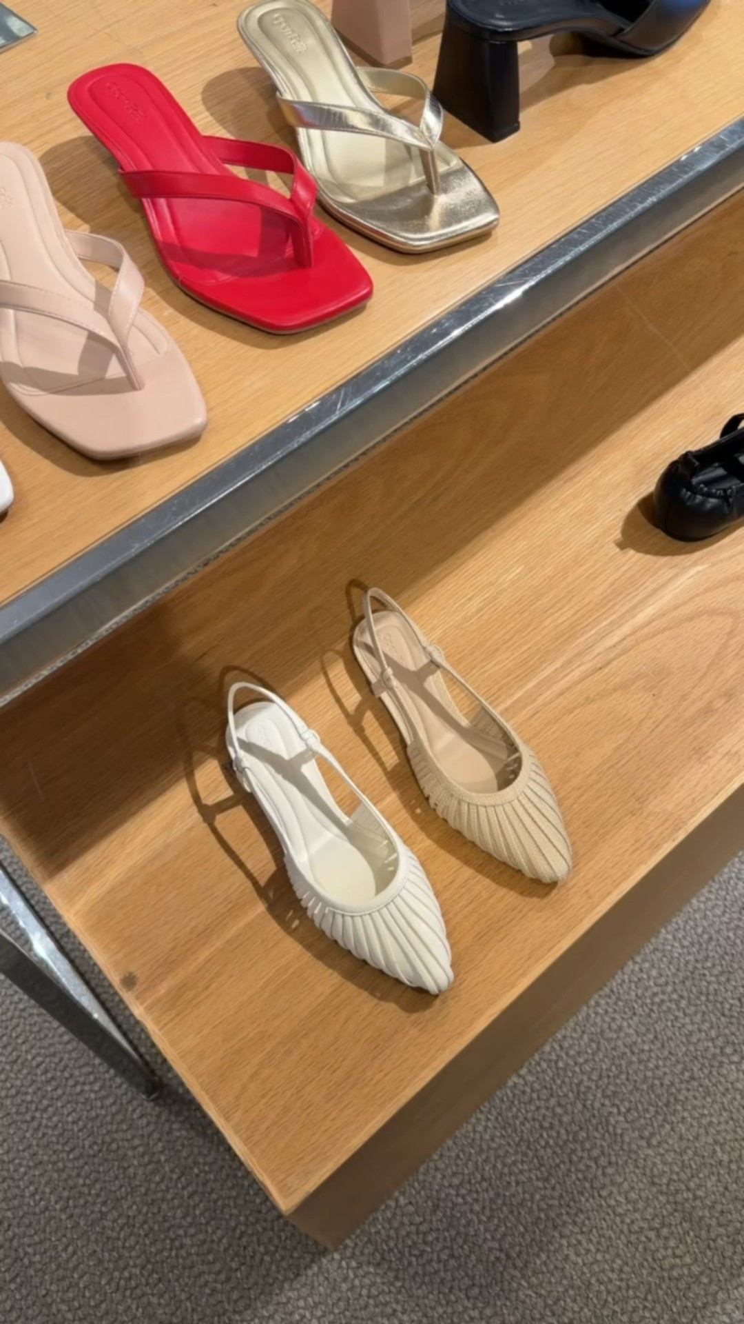 Slingback flats, woven shoes, neutral shoes, white shoes, nordstrom finds, annabrstyle

#LTKOver40