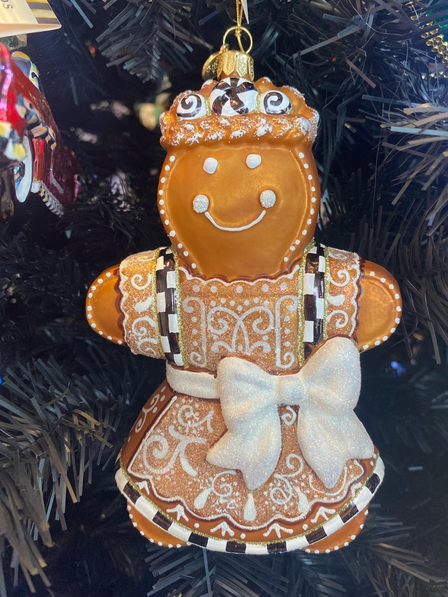 Such a cute Christmas ornament!🎄🎅🏻

Mackenzie Childs, Mackenzie Childs holiday, Christmas tree, Christmas ornament, holiday, Christmas gift, gift guide, sale, Black Friday 

#LTKGiftGuide #LTKHoliday #LTKCyberWeek