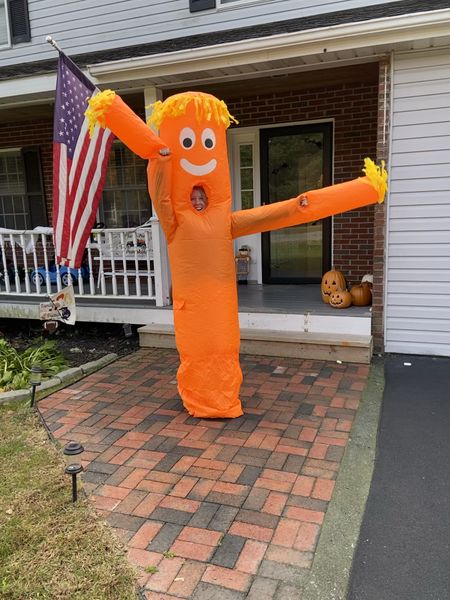 Inflatable guy Halloween costume 

I couldn’t stop laughing with this costume and yelling “SALE SALE SALE”. It’s definitely a workout but it was so much fun to wear. 






#LTKHalloween #LTKHoliday #LTKSeasonal